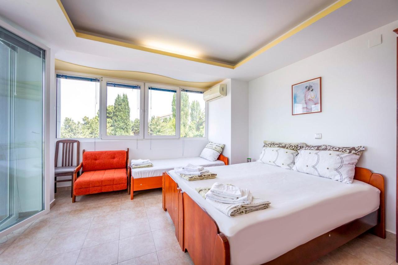 Villa Swiss Охрид Екстер'єр фото